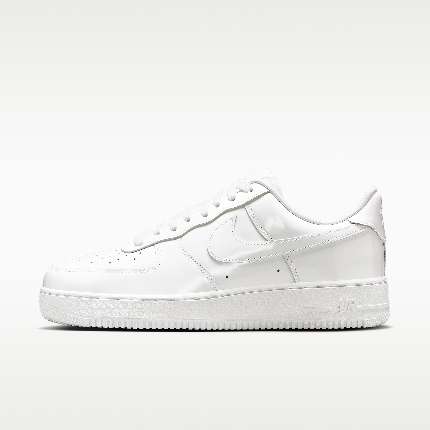 【新品】NIKE AIR FORCE 1 '07 ナイキ　エアフォース1 30 NIKE公式】ナイキ エア フォース 1 '07 エナメルレザー メンズシューズ